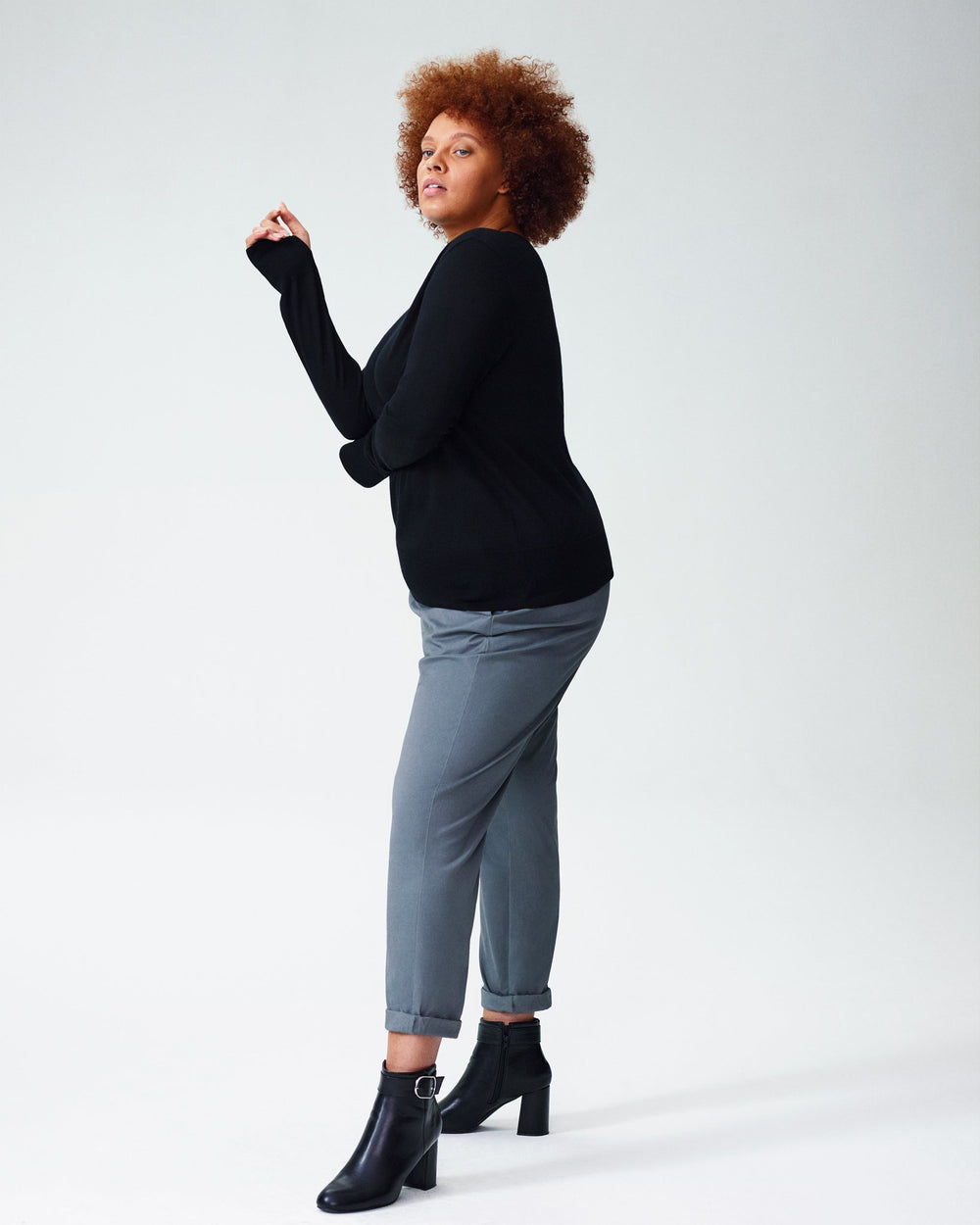 Dukono Thumbhole Sweater - Black