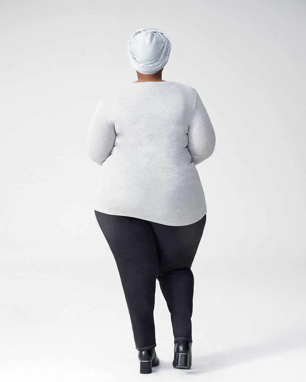 Foundation Long Sleeve V Neck Tee - Heather Grey