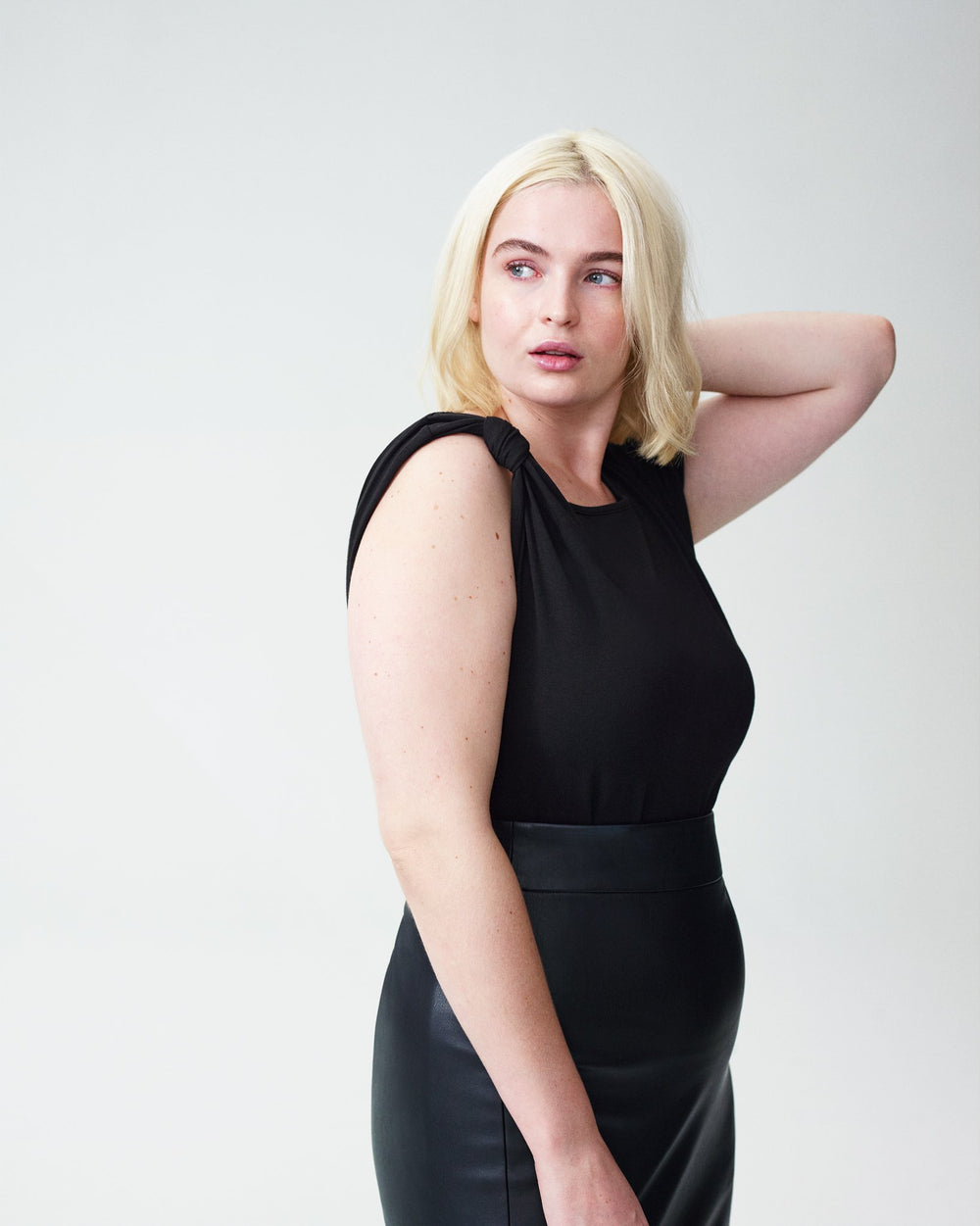 Jersey Knot Top - Black