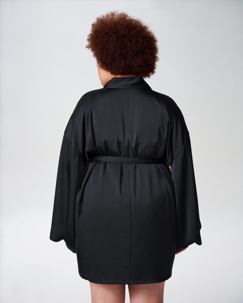 Presley Short Robe - Black/Pale Pink