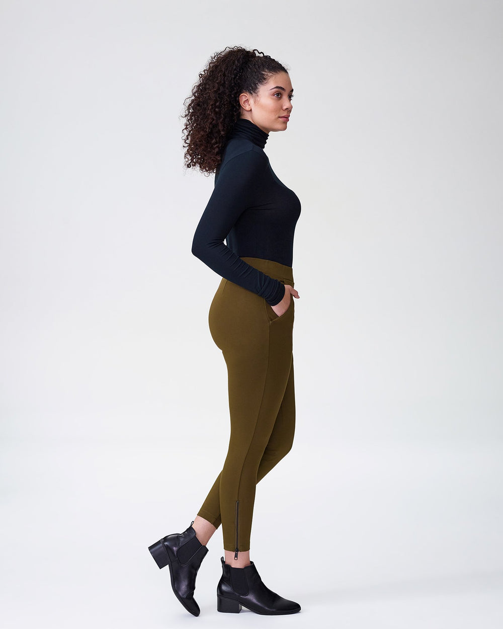 Moro Pocket Ponte Pants - Olive