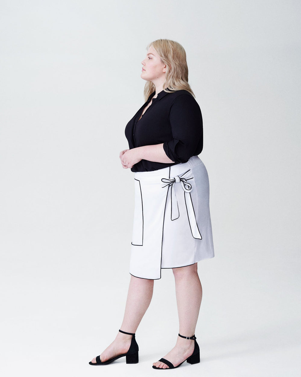 Navia Outline Wrap Skirt - White