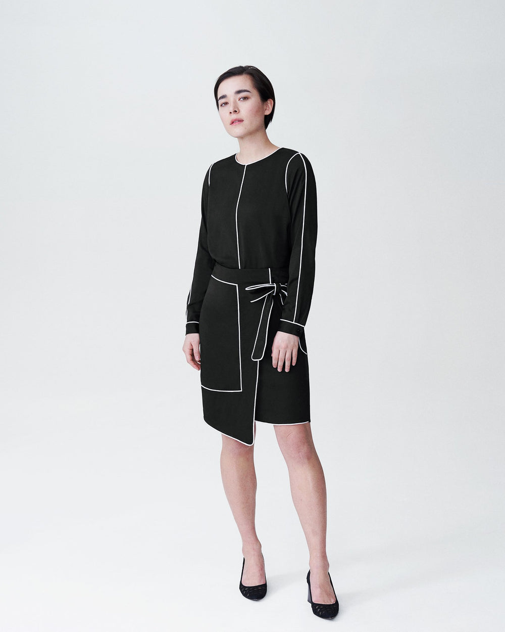 Elsa Outline Top  - Black