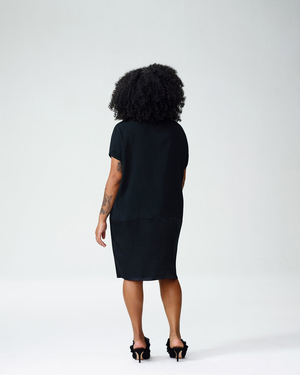 Petite Avenir Dress - Black