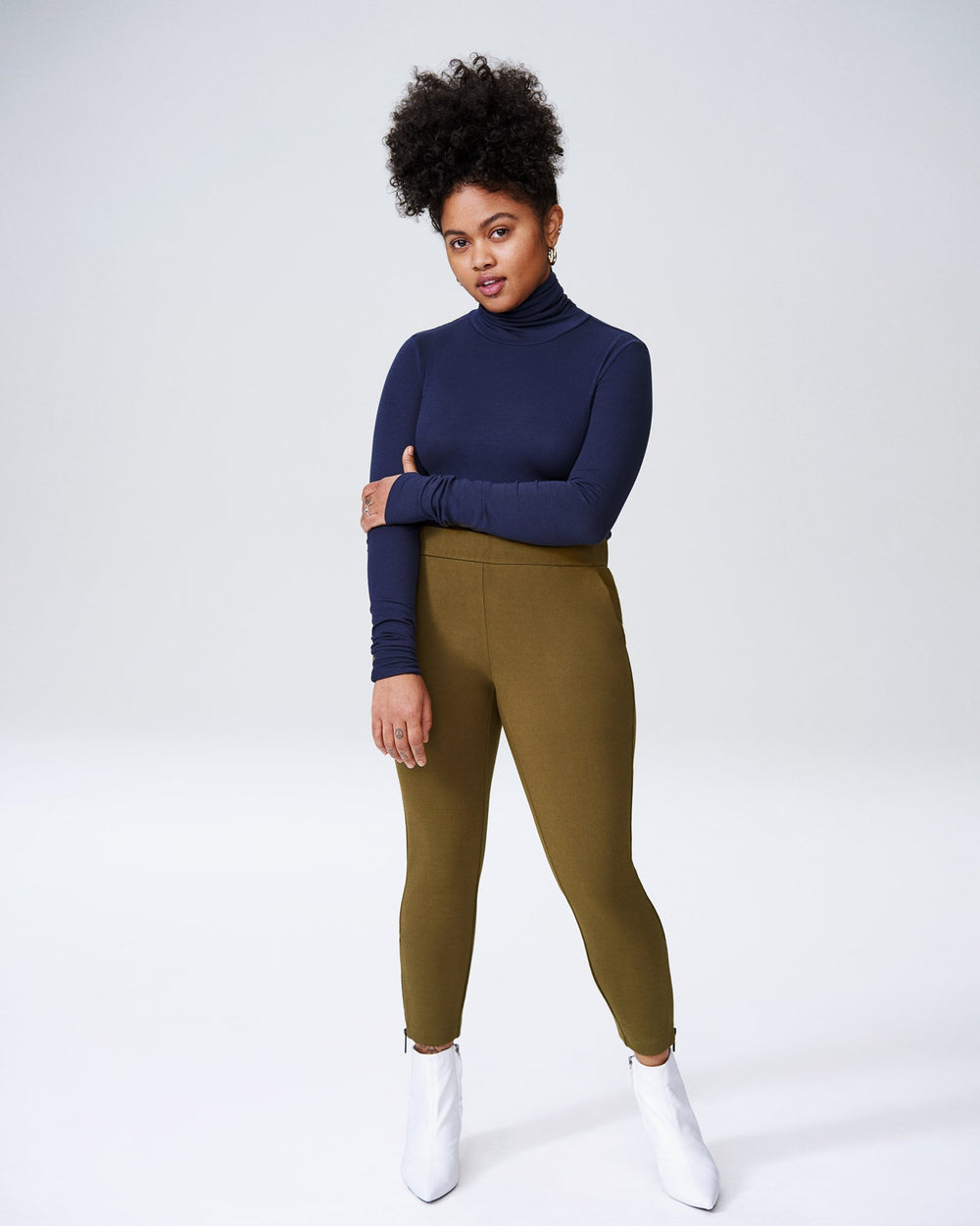 Petite Moro Pocket Ponte Pants - Olive