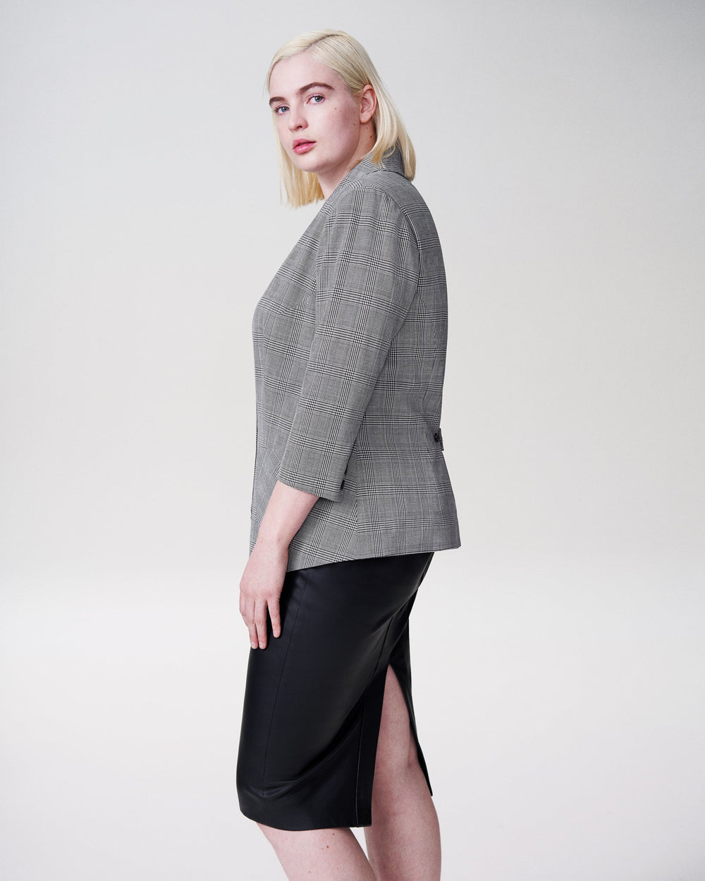 Meg Short Blazer - Grey Plaid