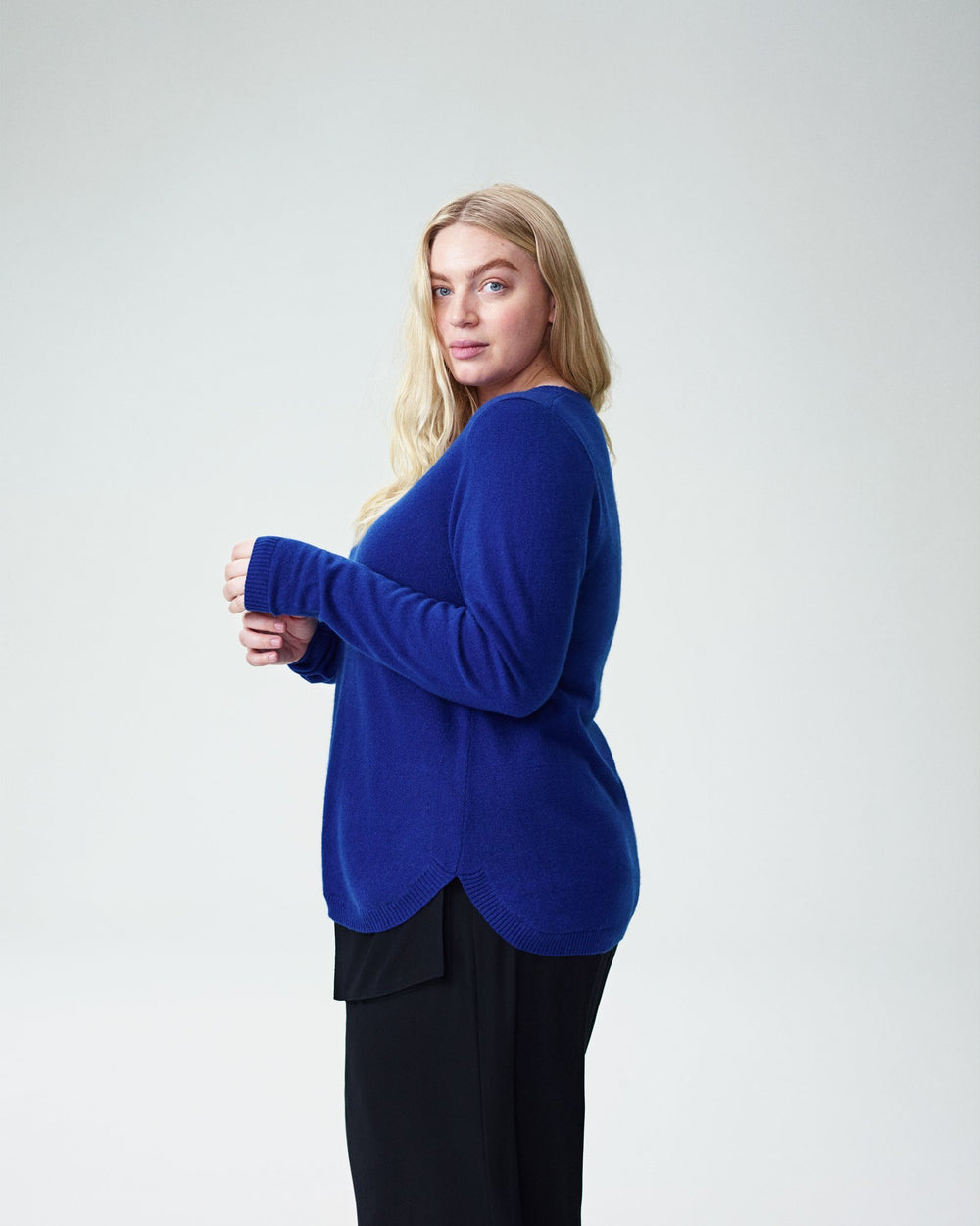 Raquette Cashmere Sweater - Brightest Blue