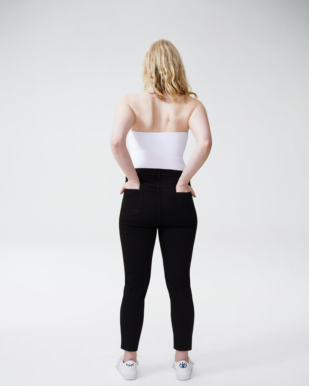 Seine High Rise Skinny Jeans 27 Inch - Black