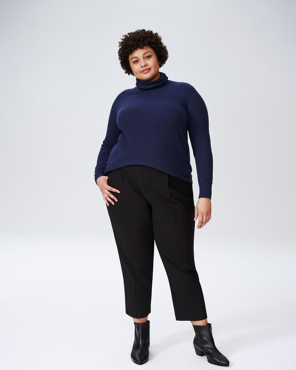 Estella Cropped Pleated Trouser - Black